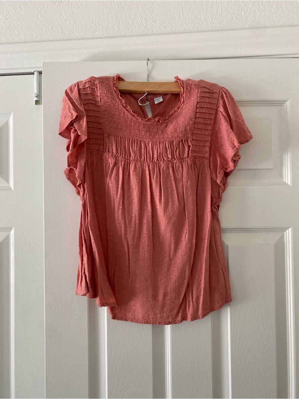 Old Navy Coral Smocked Eyelet Ruffle Sleeve Top